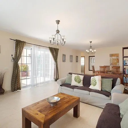 Jacaranda Villa