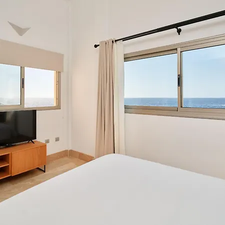 Costera, Mar, Golf Y Muelle Deportivo San Miguel de Abona