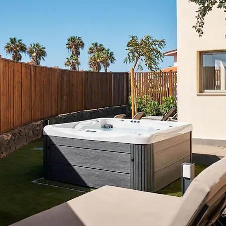 Chalet Costera, Mar, Golf Y Muelle Deportivo