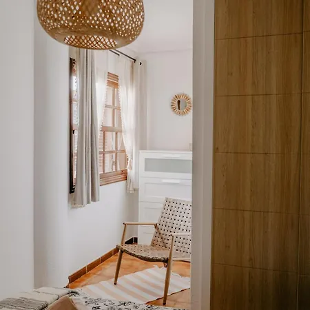 Alba Vista - Albatros Park In Golf Del Sur Tenerife - Heated Pool & Teide View Apartment