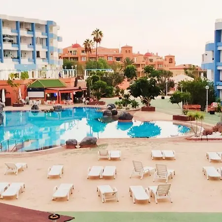 Tropical Green Park - Piscina - Parking - Edificio La Corbeta Apartment San Miguel de Abona
