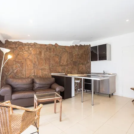 La Quinta Heights -6 Bed Villa-private Pool Villa San Miguel de Abona