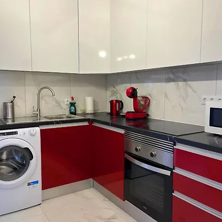 Apartment Elegant Style 3-bedroom Brand New