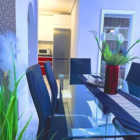 Elegant Style 3-bedroom Brand New San Miguel de Abona