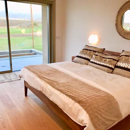 Golf Tenerife South: Mountain View With Heated Pool And Accessible Amenities Villa *