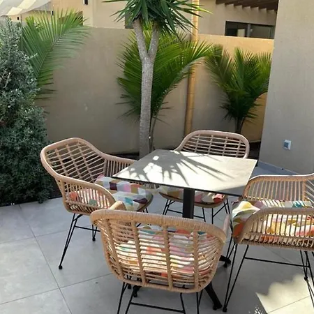 Golf Tenerife South: Mountain View With Heated Pool And Accessible Amenities Villa *