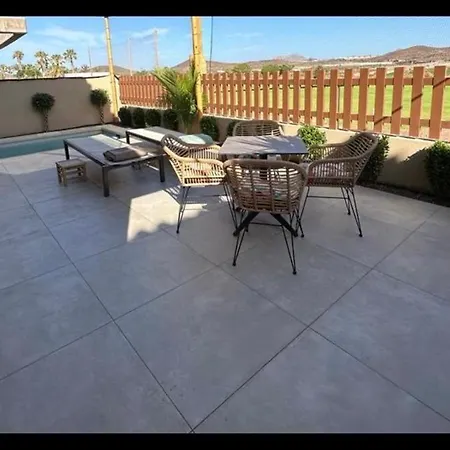 Golf Tenerife South: Mountain View With Heated Pool And Accessible Amenities San Miguel de Abona