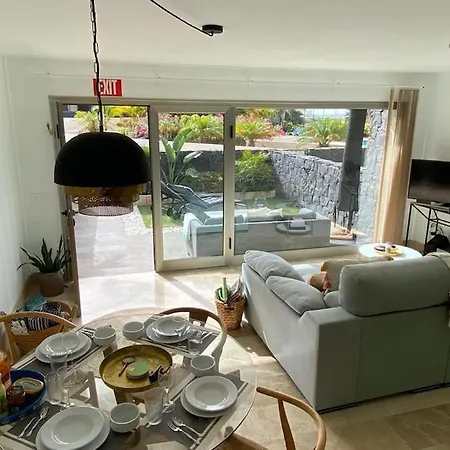 Villa Amazing Luxury Seafront Near Golf & Ocean *