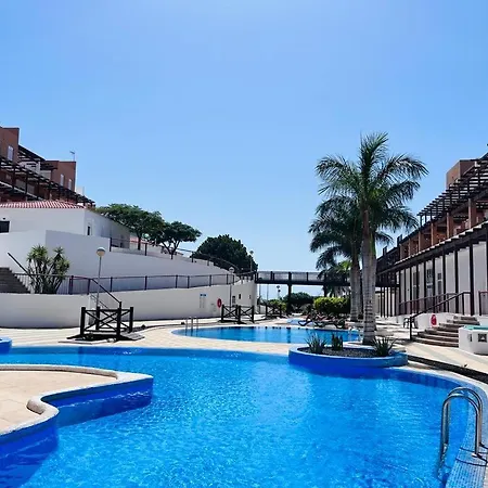 Amarilla Apartment