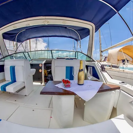 Botel Evasion *