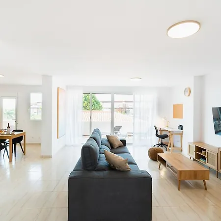 Spacious With Large Terrace In Amarilla Golf Apartment *