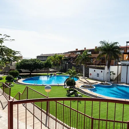 Spacious With Large Terrace In Amarilla Golf Apartment *