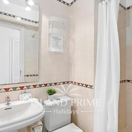 Apartment 3x Bedroom With Heated Pool Og101 San Miguel de Abona