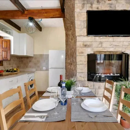 Villa Rustic House *