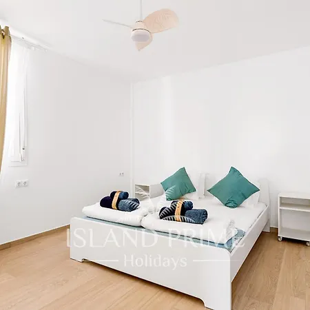 3x Bedroom House 100m From Ocean Ebv10 Holiday home *