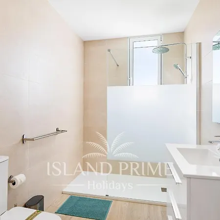 3x Bedroom House 100m From Ocean Ebv10 Holiday home
