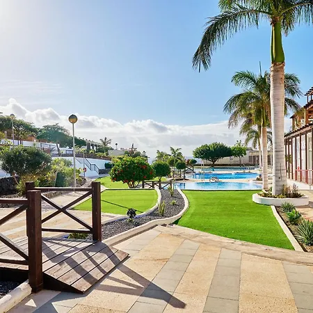 Amarilla Apartment