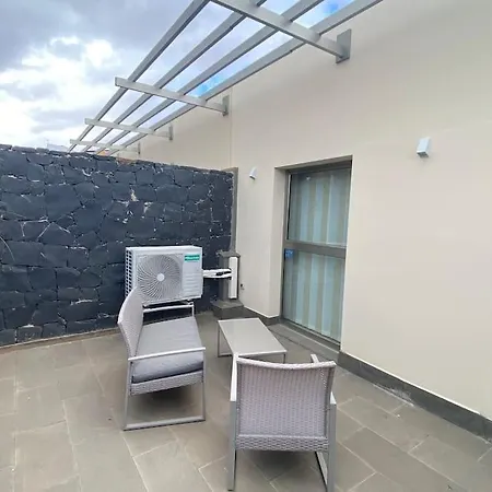 Amazing Luxury Seafront Near Golf & Ocean
