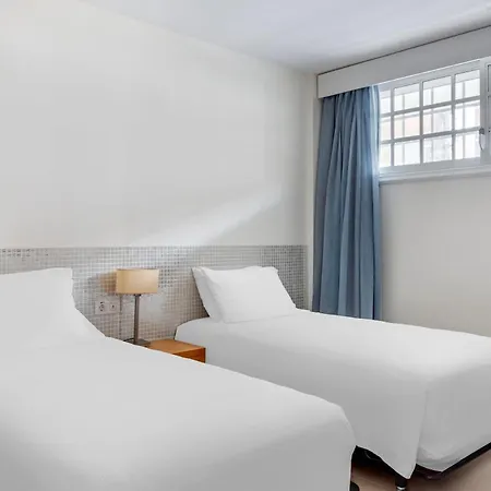 Aparthotel Santa Barbara Golf And Ocean Club 3*