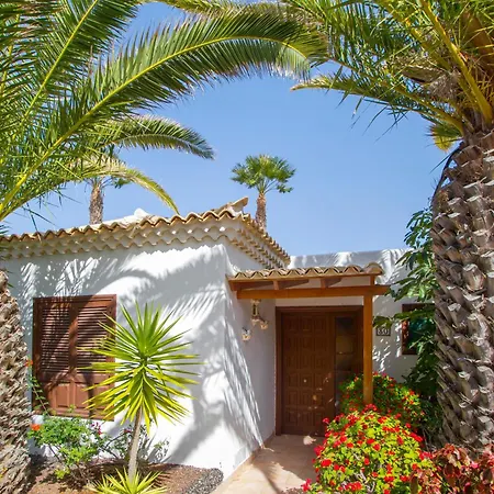 Royal Tenerife Country Club Aparthotel 3*