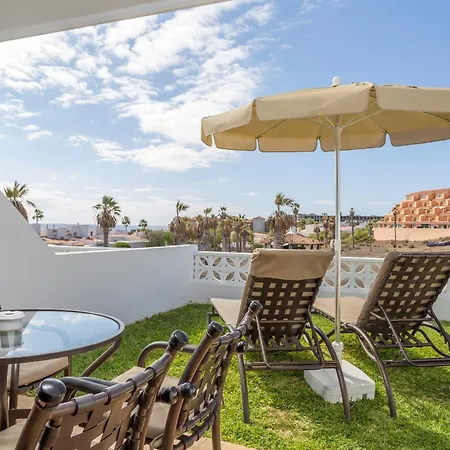Sunset View Club Aparthotel