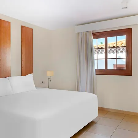 Royal Tenerife Country Club Aparthotel 3*