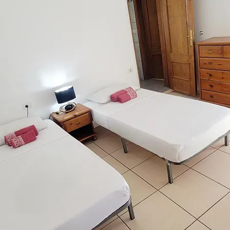 Con Piscina En Aldea Blanca Holiday home *
