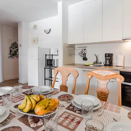Oceanfront 2 Bedrooms In Tenerife South Apartment