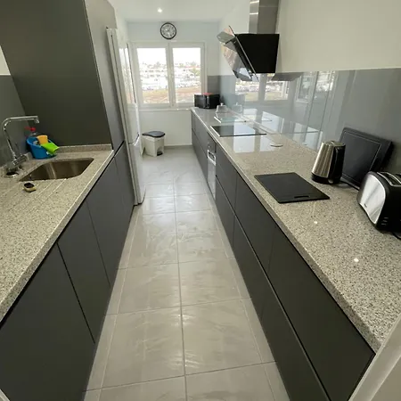Apartment Stunning 2 Bedroom With Full View Of The Sea And Marina , Full Sun San Miguel de Abona