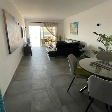 Stunning 2 Bedroom With Full View Of The Sea And Marina , Full Sun * San Miguel de Abona