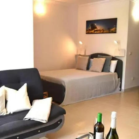 Apartment Vacacional Isabella *