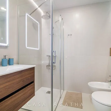 Casa Agatha - 3 Terraces, Ac, Tv Channels, 2 Bedrooms & Bathrooms, Heated Pool Apartment