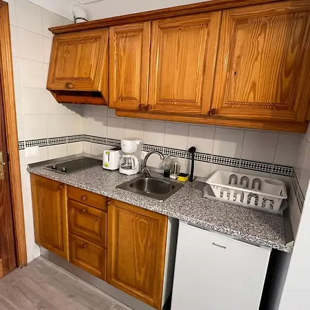Air Conditioning, Private Parking And Fully Equipped Kitchen In In Golf Del Sur, Tenerife Aparthotel