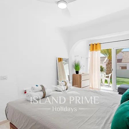 Seaviews Garden With Palms In Club Sc171 Apartment