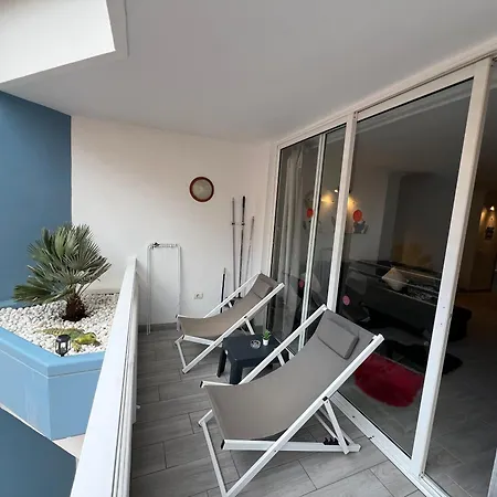 Aparthotel Air Conditioning, Private Parking And Fully Equipped Kitchen In In Golf Del Sur, Tenerife