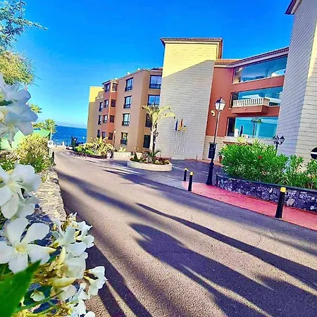 Best4u Nautico Apartment *