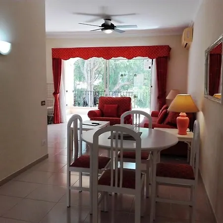 Golf Park, Golf Del Sur, Poolside First Floor Apartment San Miguel de Abona
