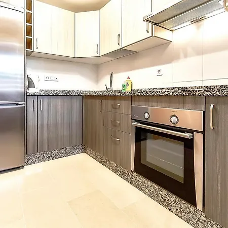 La Flora Apartment *