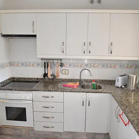 Apartment Adelfas 2 *