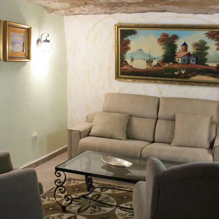 Cueva Sasha Country house *