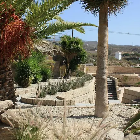 Cueva Sasha Country house *
