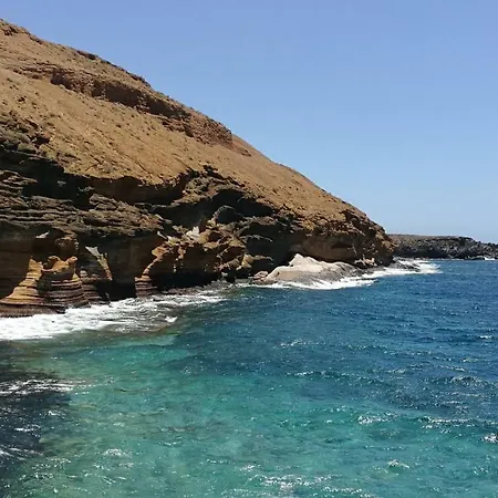 Amarilla Pebble Beach * San Miguel de Abona