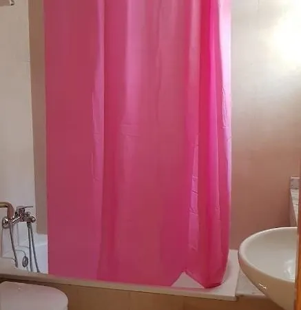 La Flora Apartment *