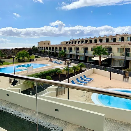 Townhouse 3 Bedrooms On The First Line
