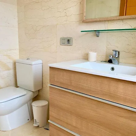 Townhouse 3 Bedrooms On The First Line *