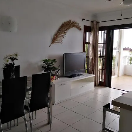 La Palmera Amarilla Golf Apartment San Miguel de Abona