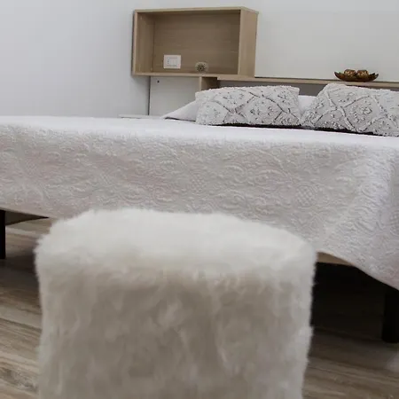 Apartment White House - Piro *