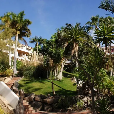 Apartment On The Golf Course By The