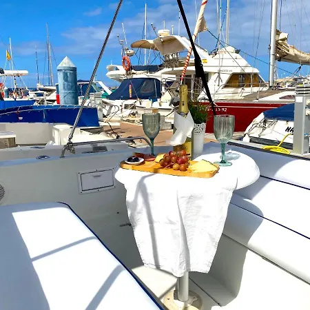 Botel Barco Pita - Amarilla Marina San Miguel de Abona