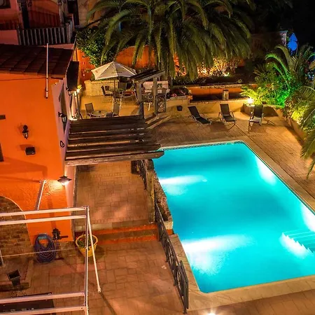 Hotel Volcano Beach 4*